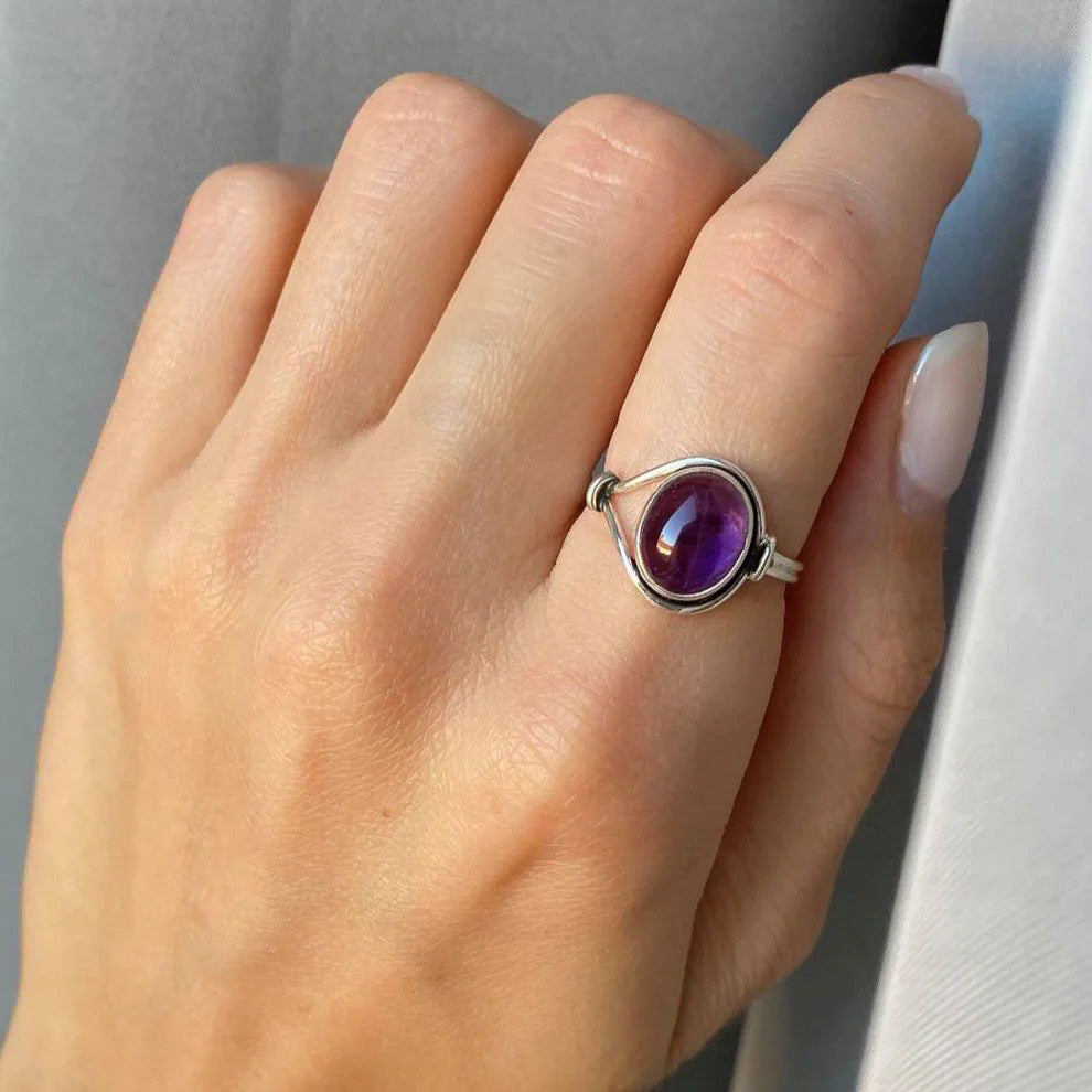 Sterling Silver Oval Amethyst Ring