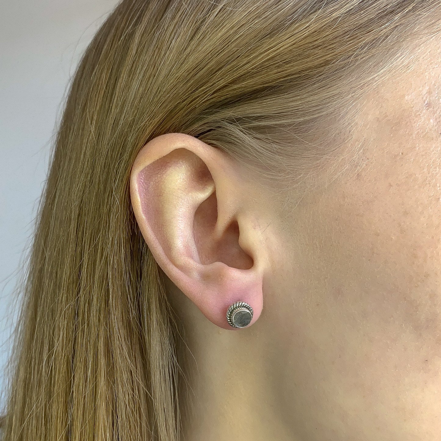 Sterling Silver Round Labradorite Studs