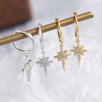 Sidabriniai auskarai su žvaigždute