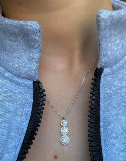 Sidabrinis rodžiuotas pakabukas su grandinėle