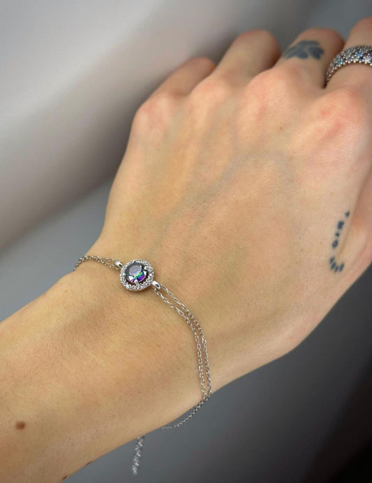 Sidabrinė rodžiuota apyrankė su mistiniu topazu