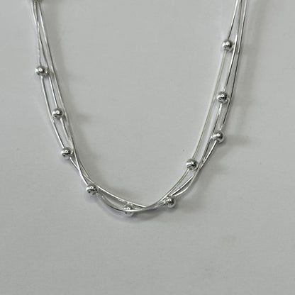 Trijų gijų sidabrinė apyrankė su burbuliukais