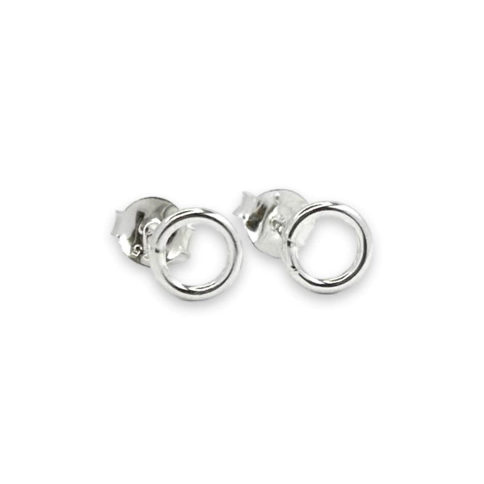 Sidabriniai apvalūs auskariukai