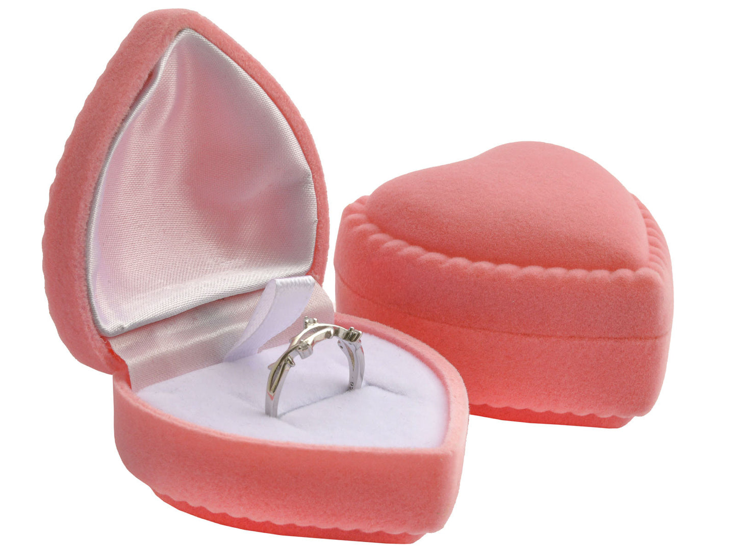 Aksominė dovanų dėžutė "Širdelė"