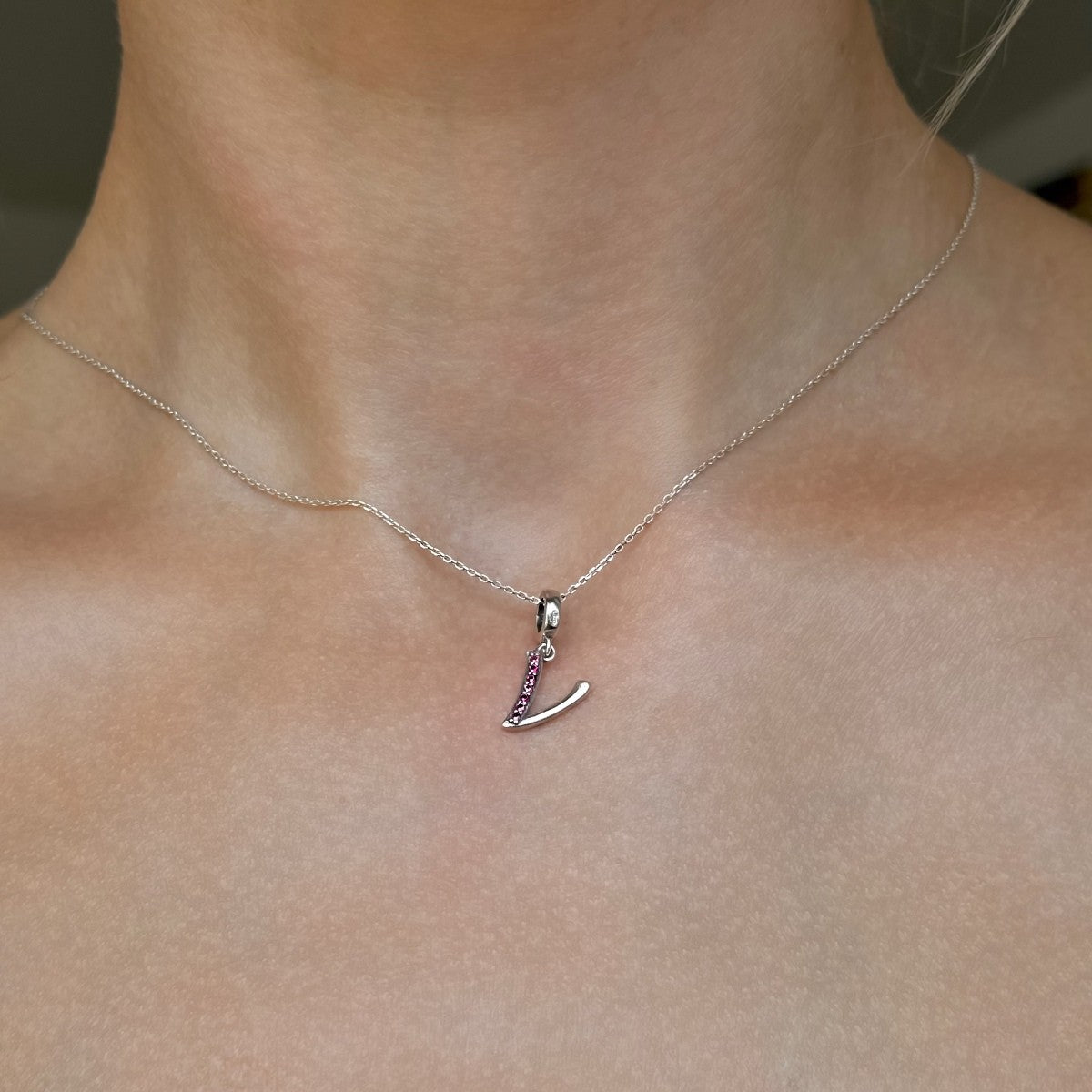 raidės ¦ sidabriniai pakabukai su cirkoniu