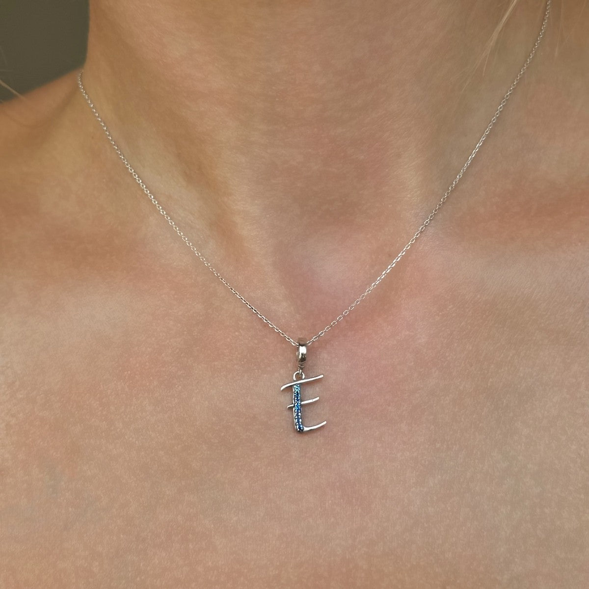 raidės ¦ sidabriniai pakabukai su cirkoniu