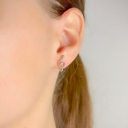 Sidabriniai paauksuoti auskarai "Smuiko raktas" su cirkoniu