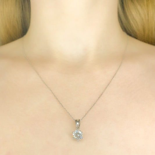 Sidabrinis pakabukas su cirkonio akute ir grandinėle