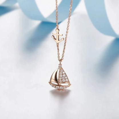 Sidabrinis pakabukas laivelis su grandinėle