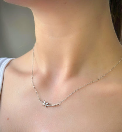 Sidabridrugelis su cirkoniu ir grandinėlenis rodžiuotas drugelis su cirkoniu ir grandinėle