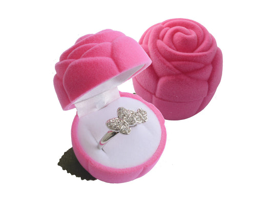 Aksominė dovanų dėžutė