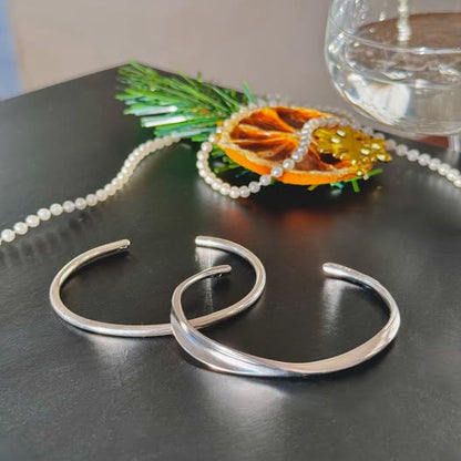 Sidabrinė rodžiuota apyrankė