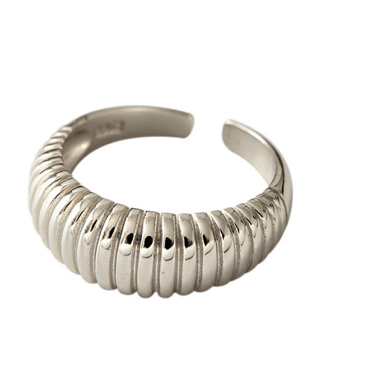 Sidabrinis rodžiuotas reguliuojamo dydžio žiedas