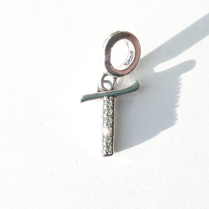 raidės ¦ sidabriniai pakabukai su cirkoniu