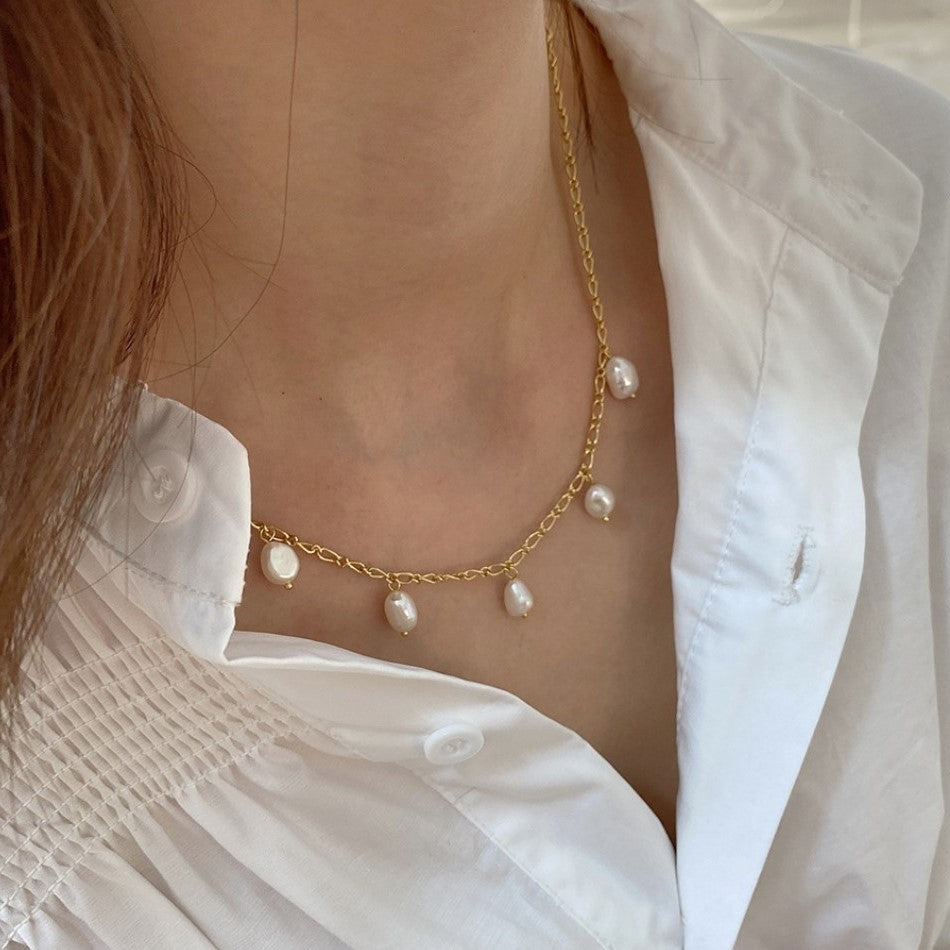 perlai ¦ sidabrinė paauksuota koljė su perlais