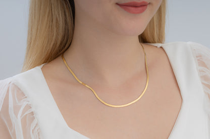 Sidabrinė auksuota 40 - 45 cm grandinėlė "Flat chain"