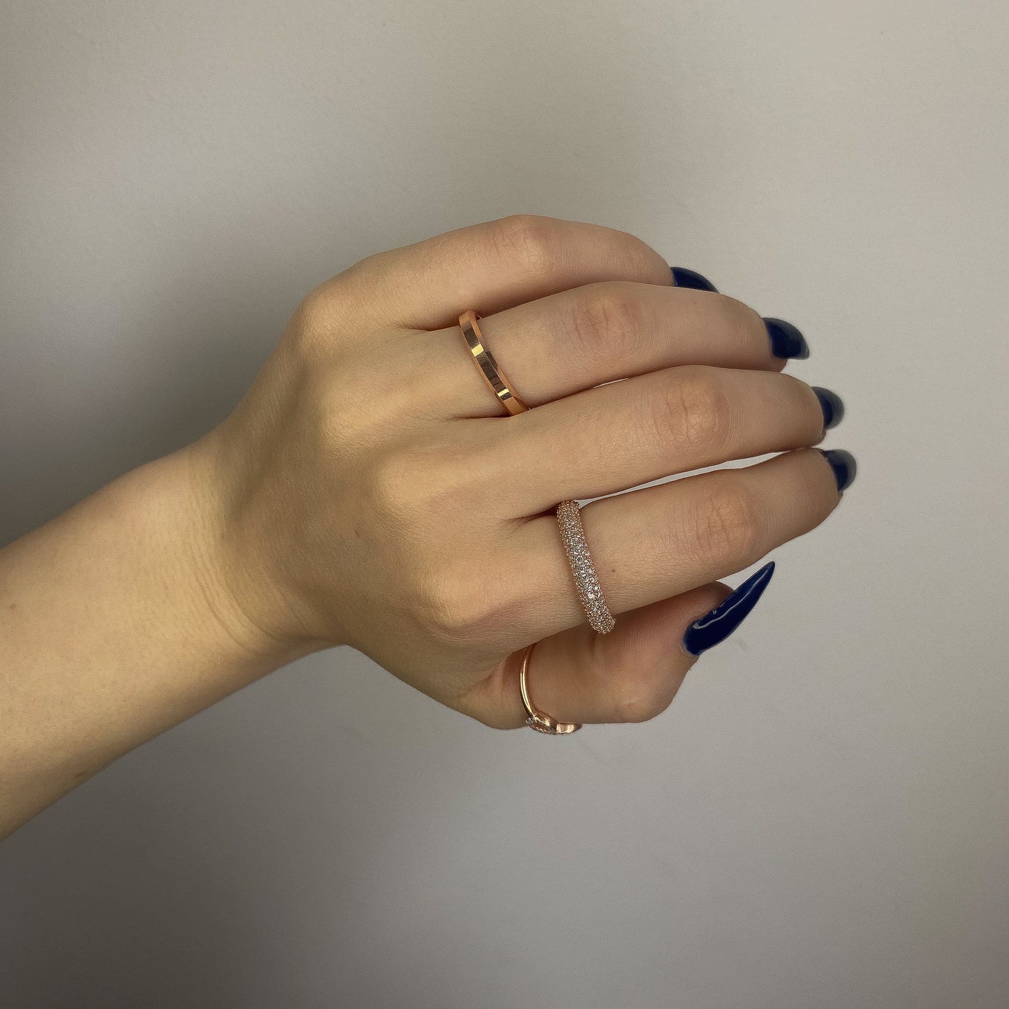 3mm paauksuotas briaunuotas žiedelis