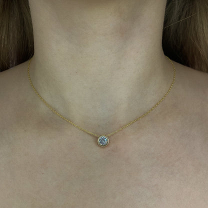 Sidabrinis auksuotas pakabukas su cirkonio akute ir grandinėle