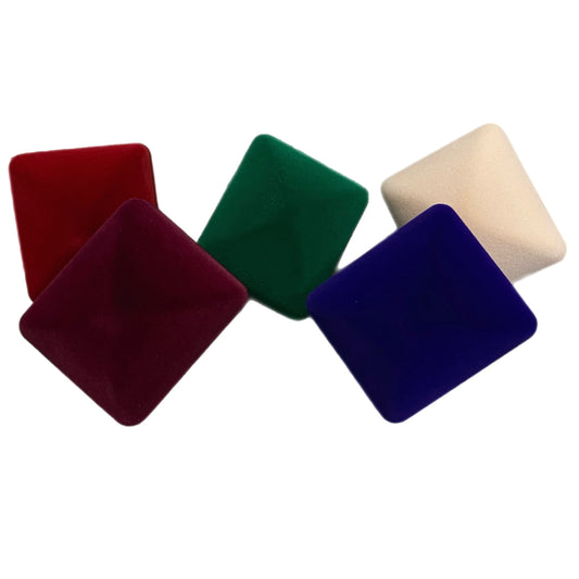 Aksominė dovanų dėžutė