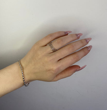 Sidabrinė rodžiuota apyrankė