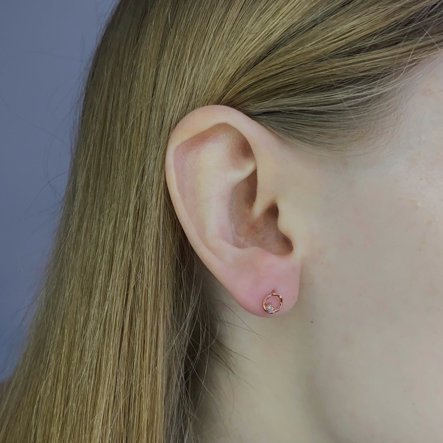 Sidabriniai vinukai su cirkoniu