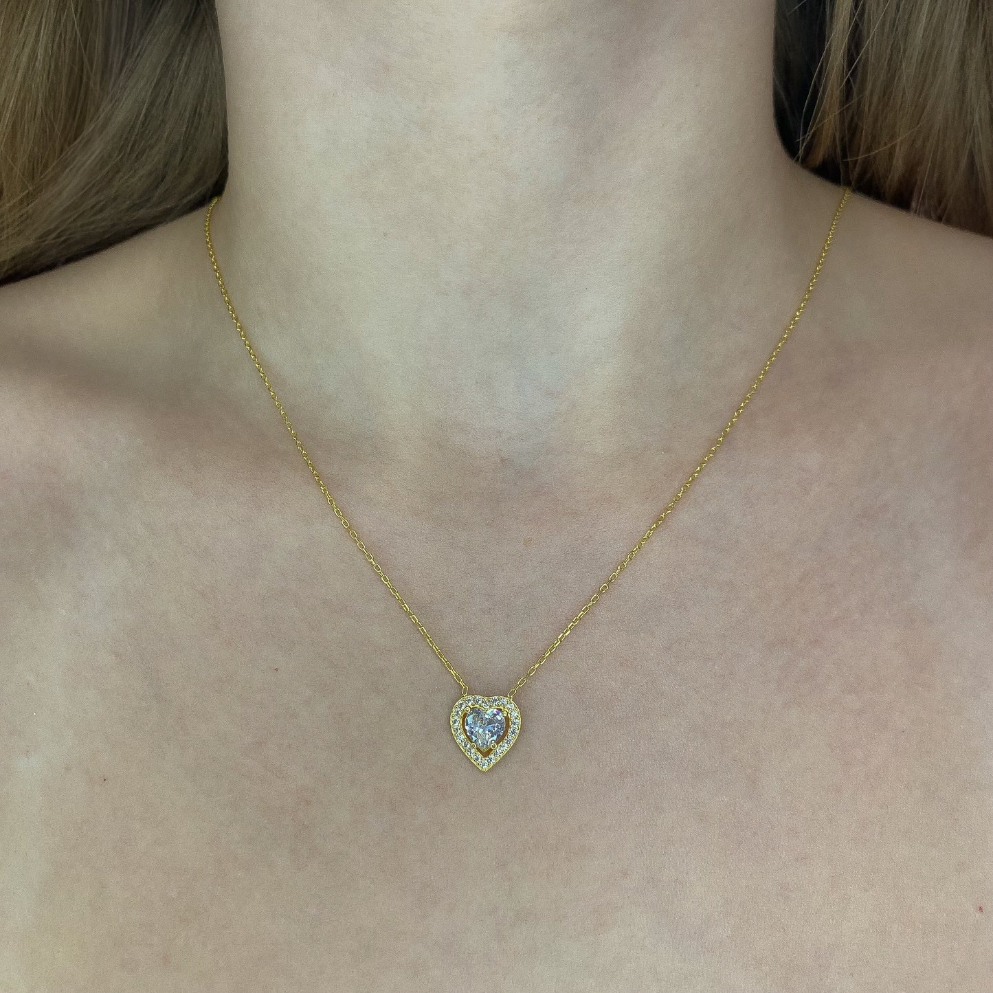 Sidabrinė auksuota širdutė su cirkoniu ir grandinėle