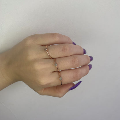 Sidabrinis paauksuotas žiedas su cirkonio akute