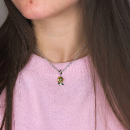 Sidabrinis rodžiuotas pakabukas "Saulėgrąža"