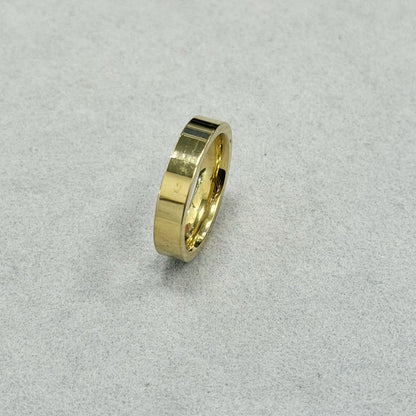 4mm auksuotas žiedas poliruotu paviršiumi