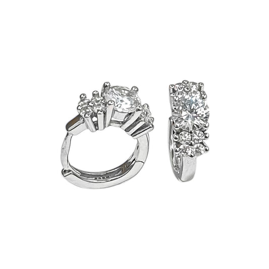 Sidabrinės rodžiuotos rinkutės su cirkoniais