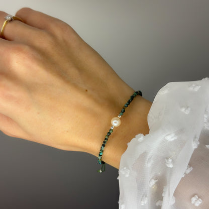 Apyrankė su afrikos turkio akmenukais ir tikru perlu