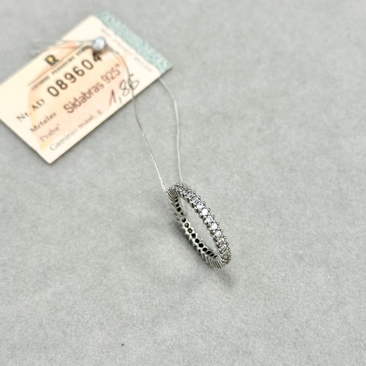 2mm žiedelis su cirkoniu