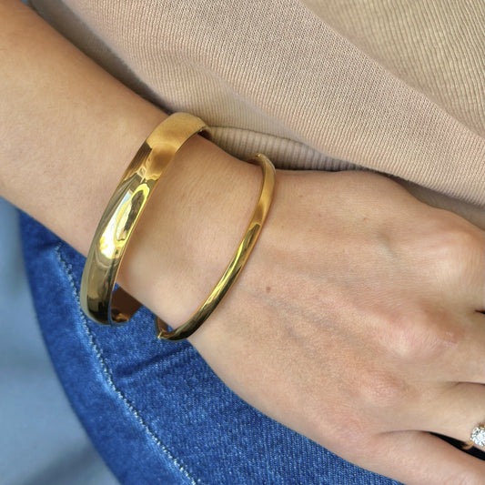 4 mm - 10 mm auksuota apyrankė poliruotu paviršiumi