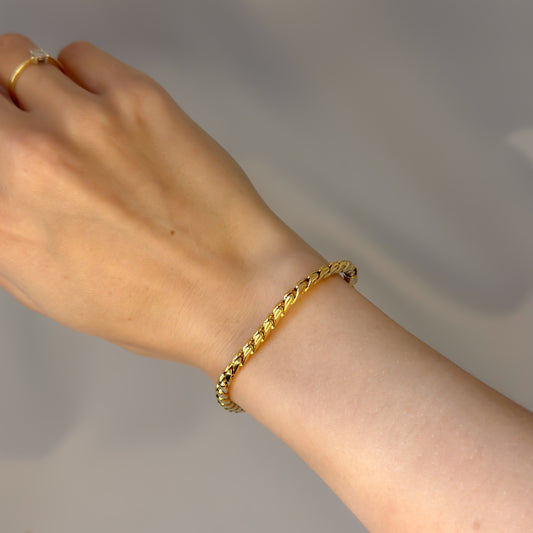 Auksuota apyrankė „Karališko pynimo“