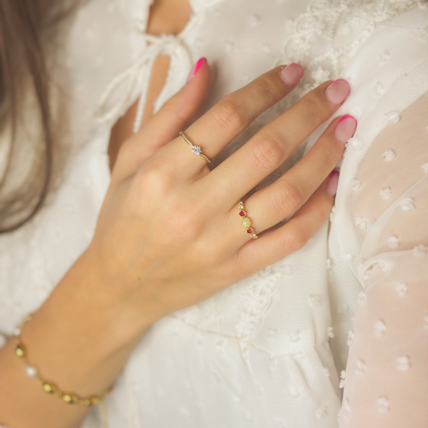 Sidabrinis auksuotas žiedas su cirkonio akute