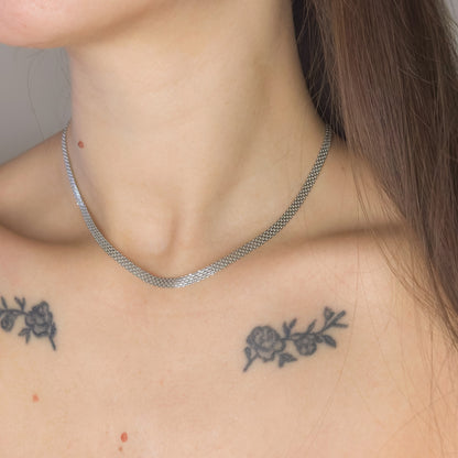 Sidabrinė 4mm pločio kolje