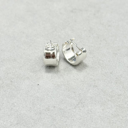 Sidabrinės plačios rinkutės