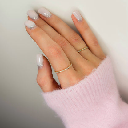 1mm žiedelis su cirkoniais