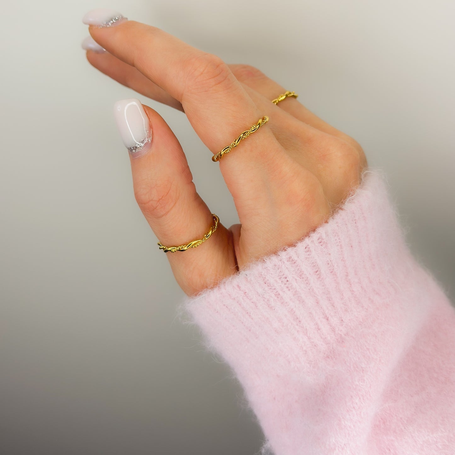 Auksuotas 2mm suktas žiedelis