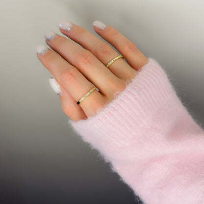 Auksuotas žiedas su 10 cirkoniukų