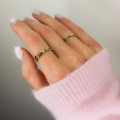 Dvigubas auksuotas žiedas su cirkoniais