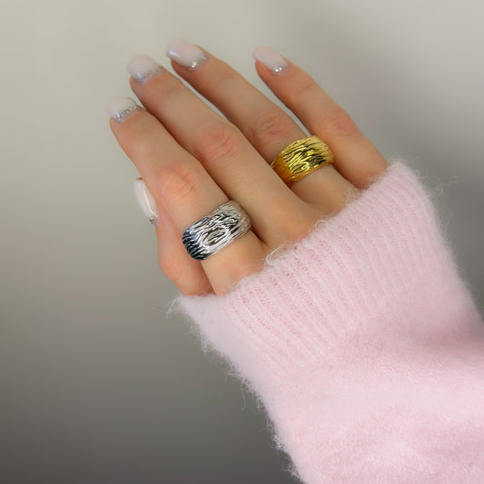 Masyvūs žiedas „MOLTEN“