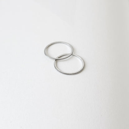 Sidabrinis rodžiuotas 1mm žiedas