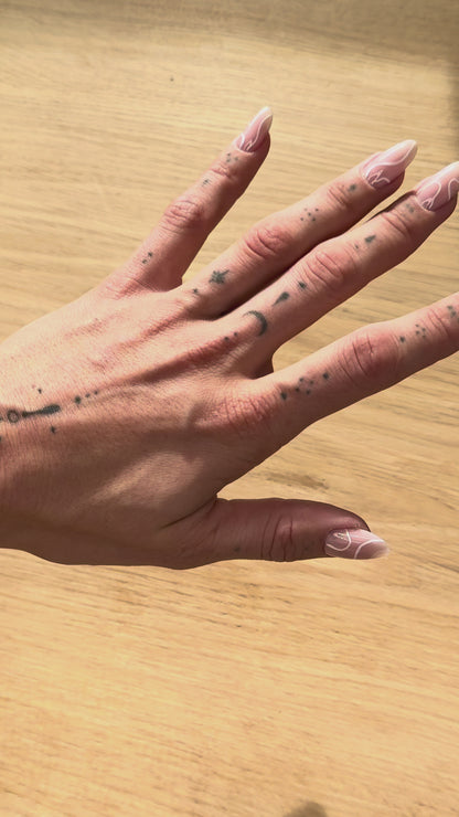 Sidabrinis rodžiuotas žiedas su 5 eilėmis cirkonių